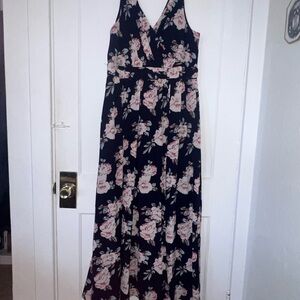 Floral Sleeveless Maxi Dress